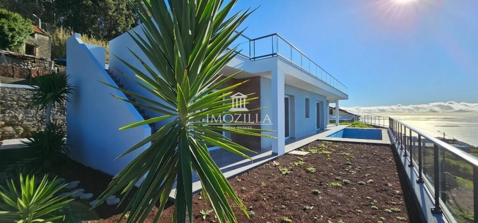 Moradia T3 para Venda em Ponta do Sol Foto 1