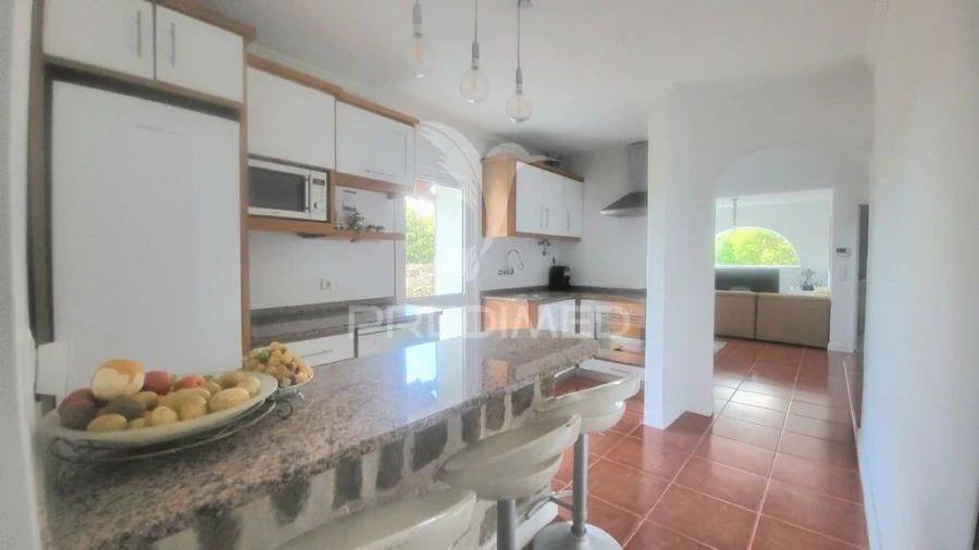 Moradia T4 para Venda em Fornelo e Vairão Foto 1