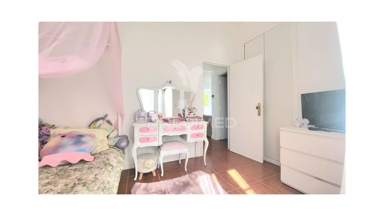 Moradia T4 para Venda em Fornelo e Vairão Foto 11