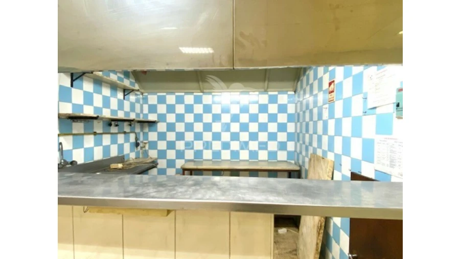 Loja para Venda em Santa Iria de Azoia, São João da Talha e Bobadela Foto 6