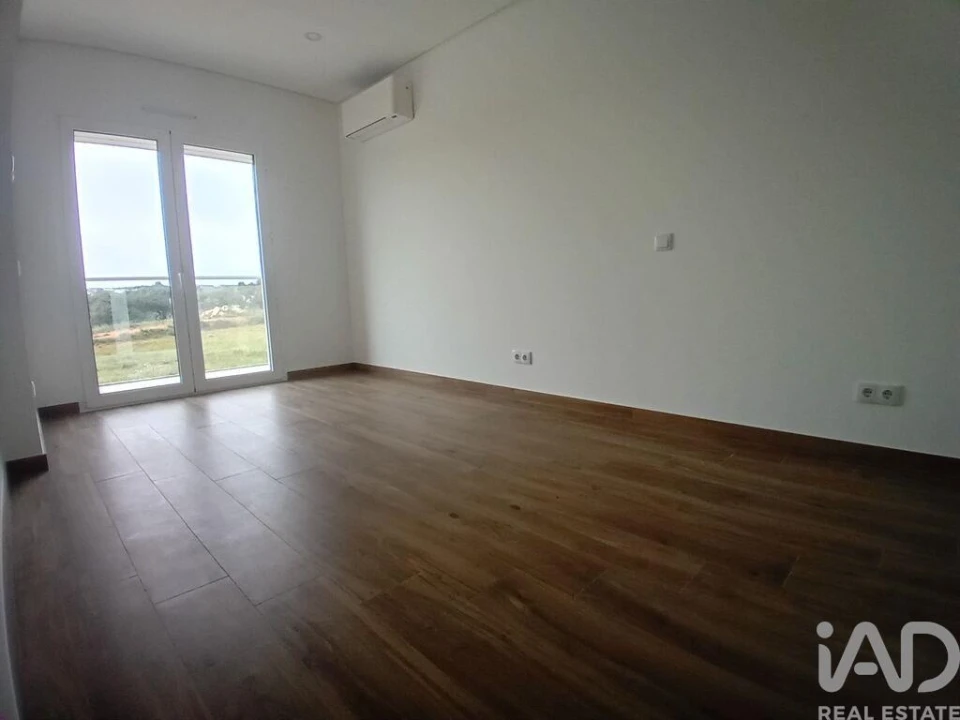 Moradia T3 para Venda em Altura Foto 15