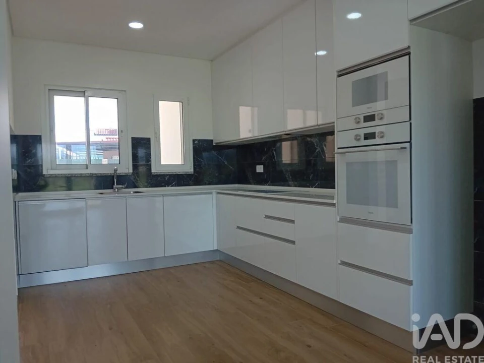 Moradia T3 para Venda em Altura Foto 2