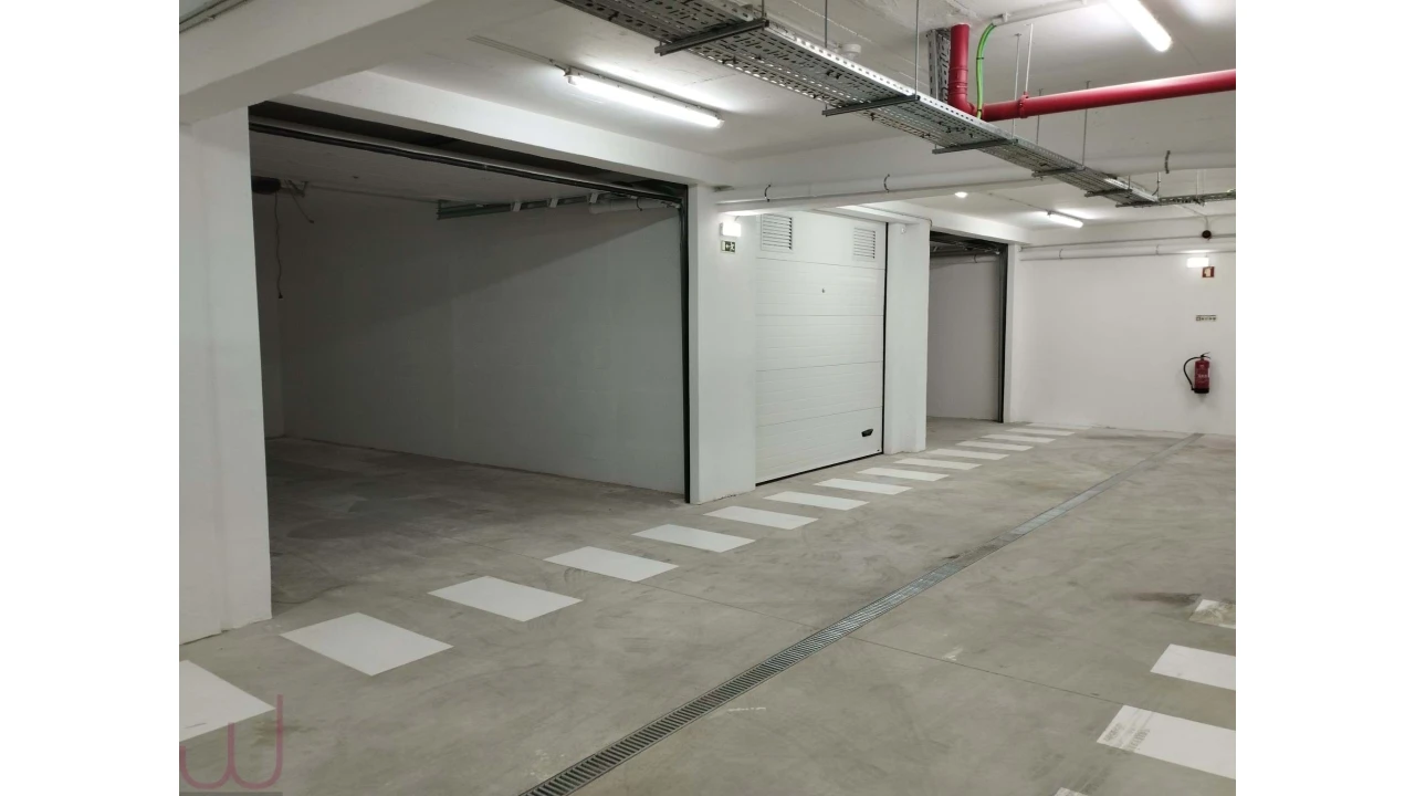 Apartamento T2 para Venda em Quelfes Foto 14