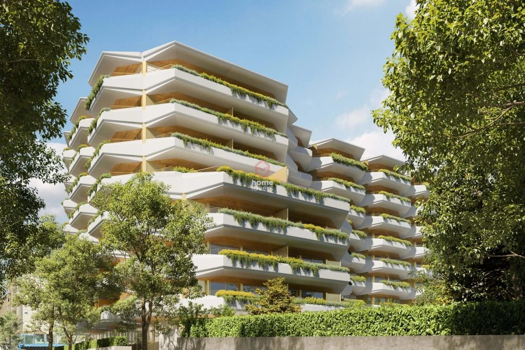 Apartamento T4 para Venda em Lordelo do Ouro e Massarelos Foto 11