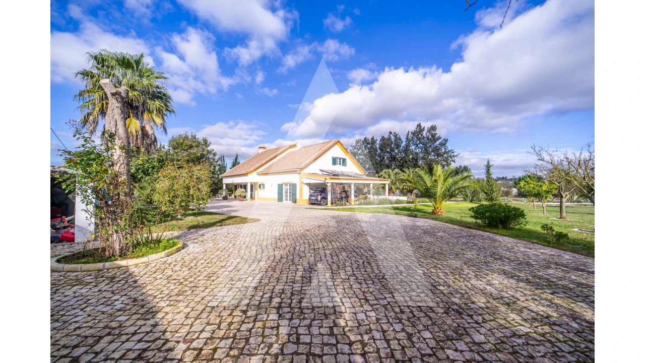 Moradia T4 para Venda em Pinhal Novo Foto 6