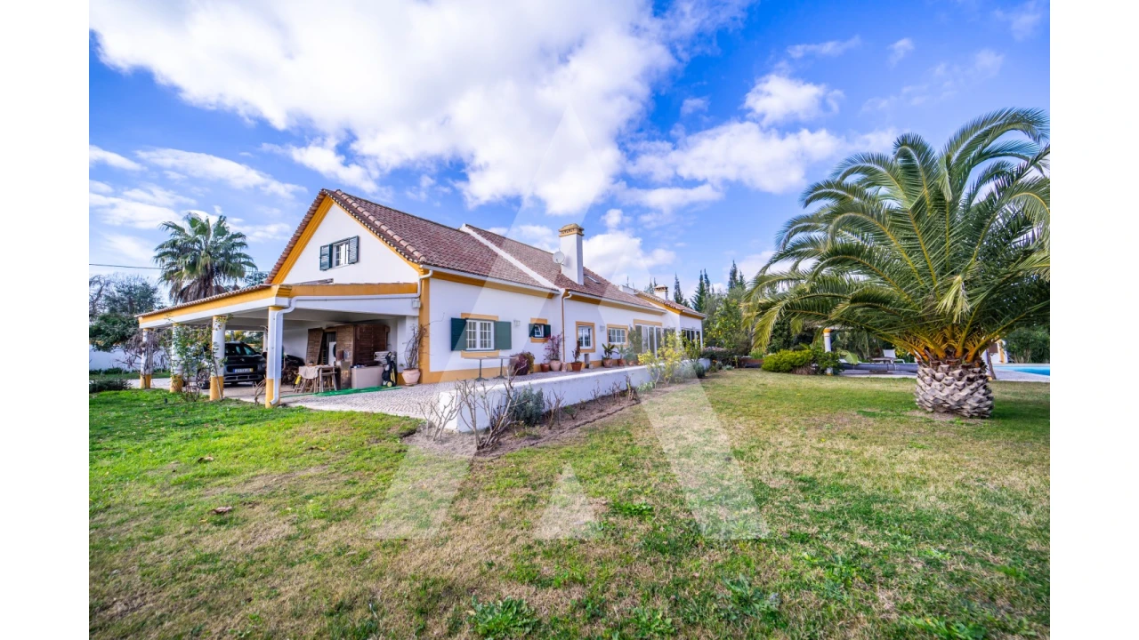 Moradia T4 para Venda em Pinhal Novo Foto 5