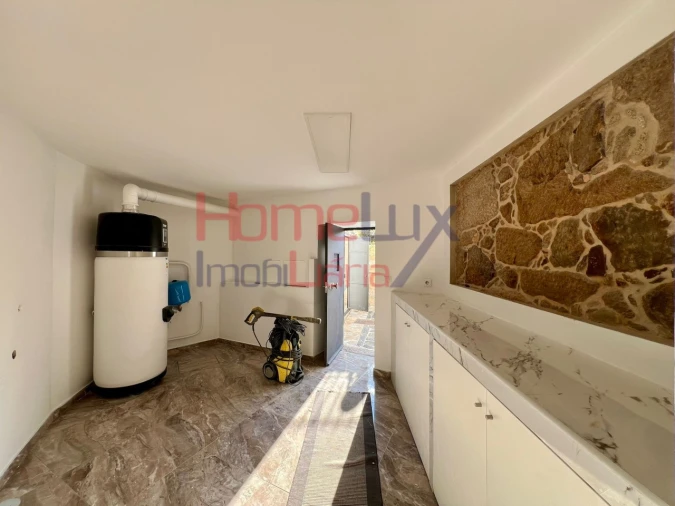 Moradia T4 para Venda em Campanhã Foto 32