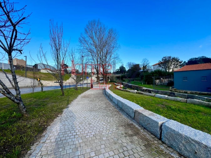 Moradia T4 para Venda em Campanhã Foto 35