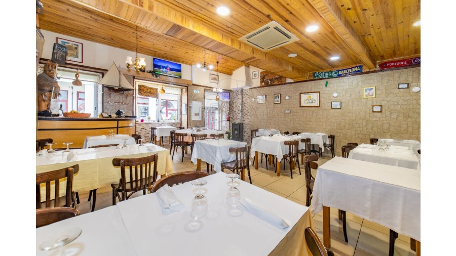 Prédio para Venda em Buarcos Foto 7