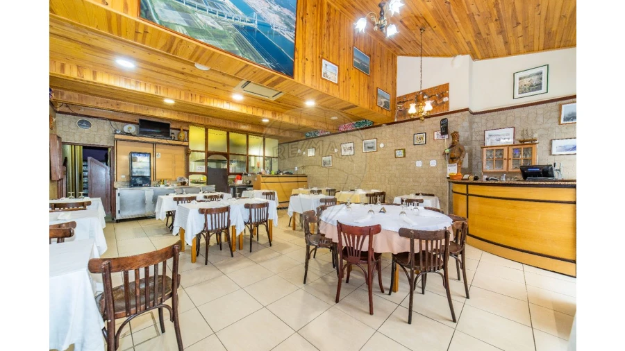 Prédio para Venda em Buarcos Foto 3