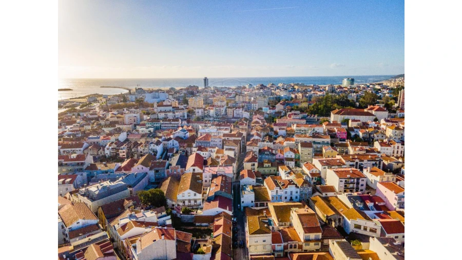 Prédio para Venda em Buarcos Foto 14