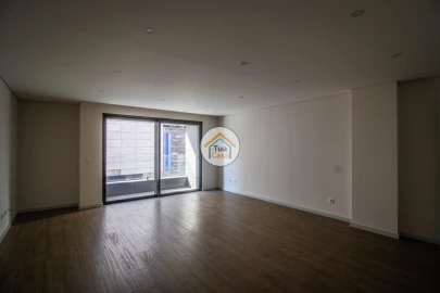 Apartamento T4 para Venda em Cedofeita, Santo Ildefonso, Sé, Miragaia, São Nicolau e Vitória