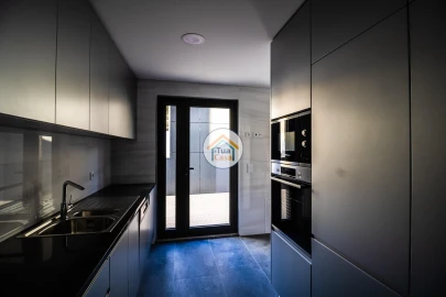 Apartamento T3 para Venda em Cedofeita, Santo Ildefonso, Sé, Miragaia, São Nicolau e Vitória