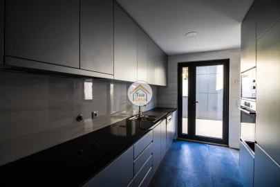 Apartamento T3 para Venda em Cedofeita, Santo Ildefonso, Sé, Miragaia, São Nicolau e Vitória