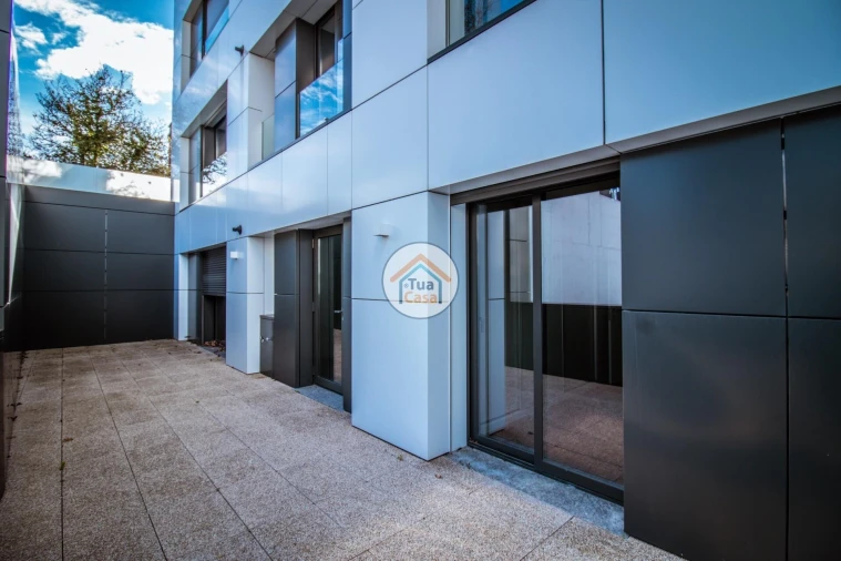 Apartamento T3 para Venda em Cedofeita, Santo Ildefonso, Sé, Miragaia, São Nicolau e Vitória Foto 15