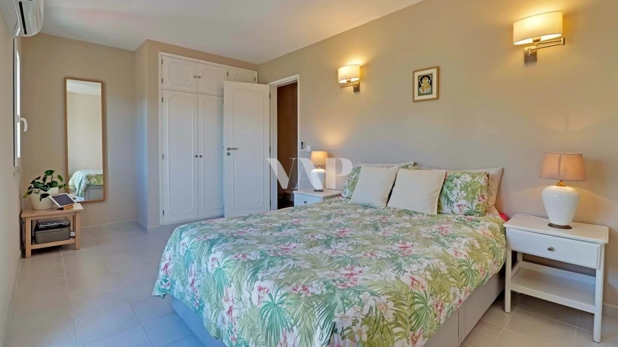 Moradia T3 para Arrendamento em Quarteira Foto 14