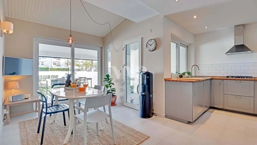 Moradia T3 para Arrendamento em Quarteira Foto 6