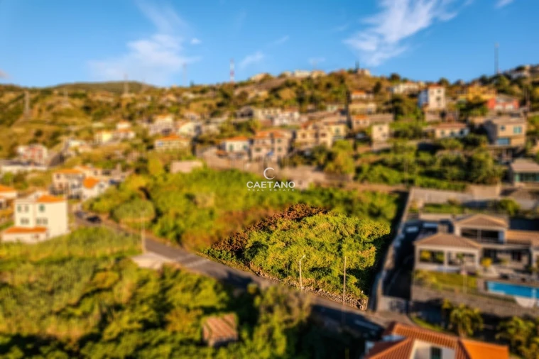 Moradia T4 para Venda em Ribeira Brava Foto 9