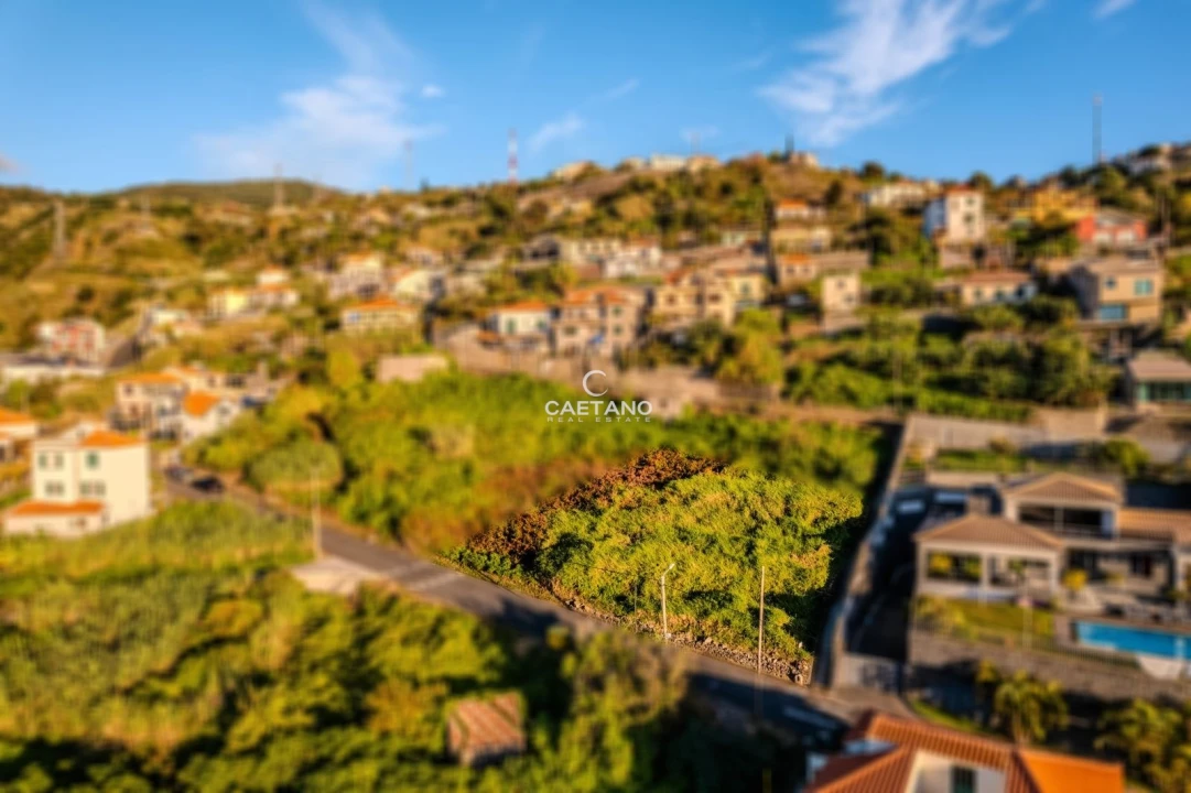 Moradia T4 para Venda em Ribeira Brava Foto 9