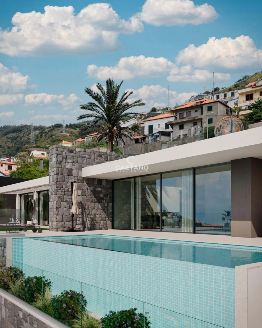Moradia T4 para Venda em Ribeira Brava Foto 4