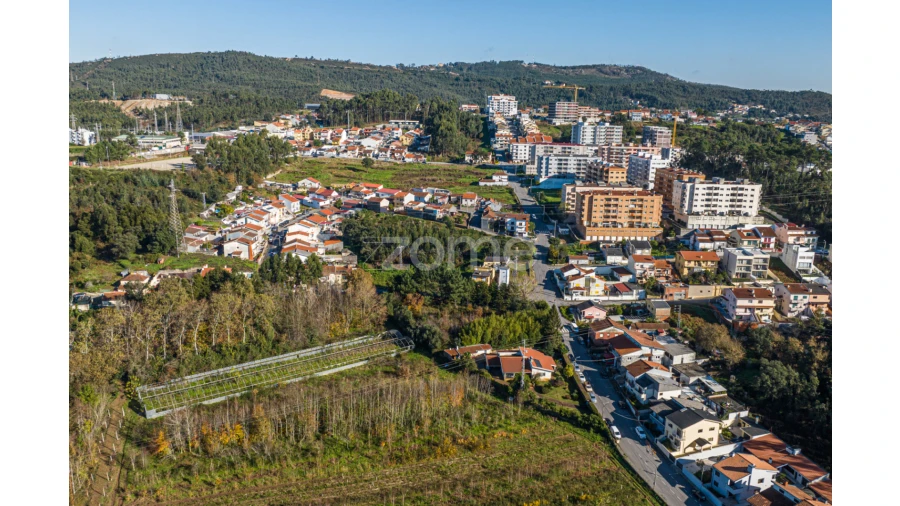 Terreno para Venda em Fânzeres e São Pedro da Cova Foto 6