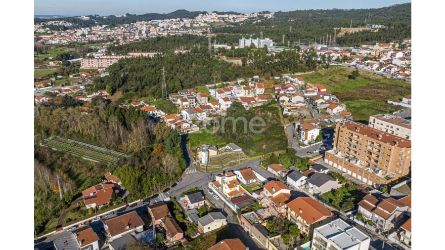 Terreno para Venda em Fânzeres e São Pedro da Cova Foto 8