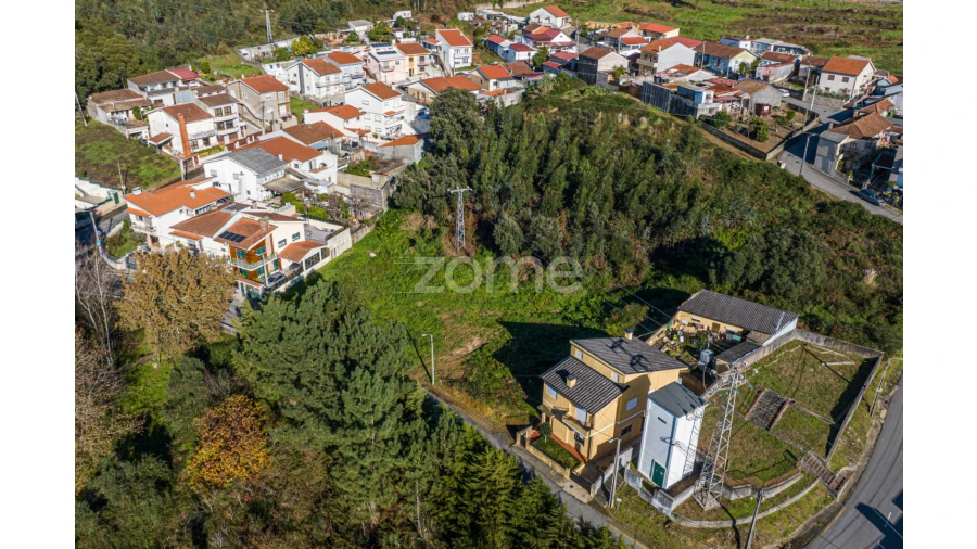 Terreno para Venda em Fânzeres e São Pedro da Cova Foto 12