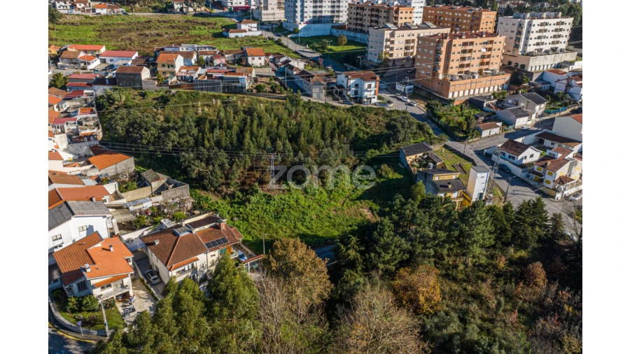 Terreno para Venda em Fânzeres e São Pedro da Cova Foto 13