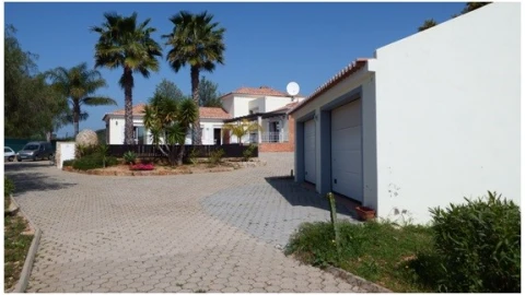 Moradia T4 para Venda em São Brás de Alportel