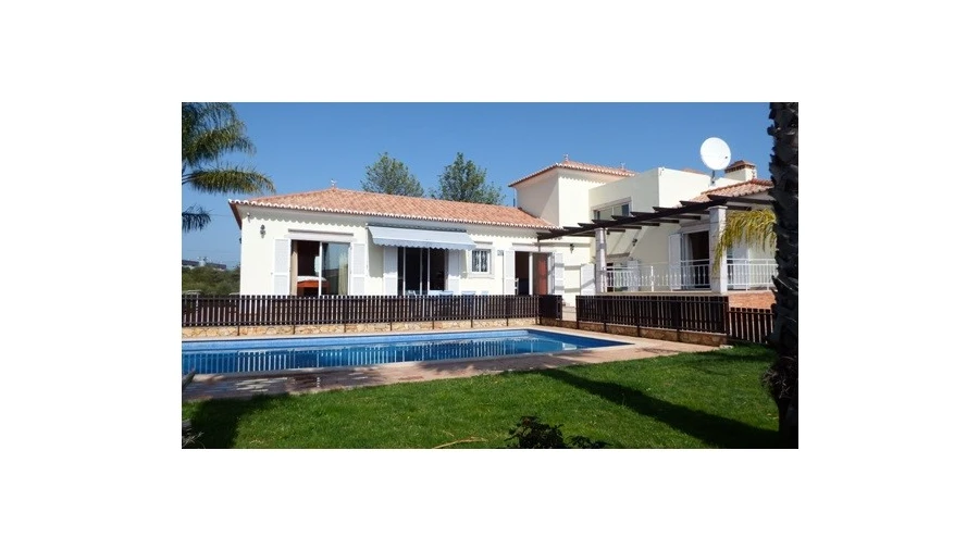 Moradia T4 para Venda em São Brás de Alportel Foto 2