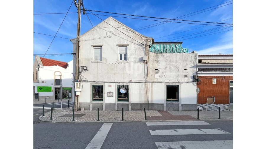 Prédio para Venda em Alcabideche Foto 3