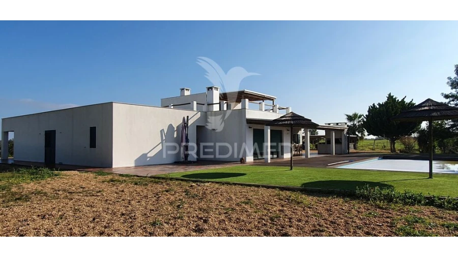 Quinta T7 para Venda em Ferreira do Alentejo e Canhestros Foto 11