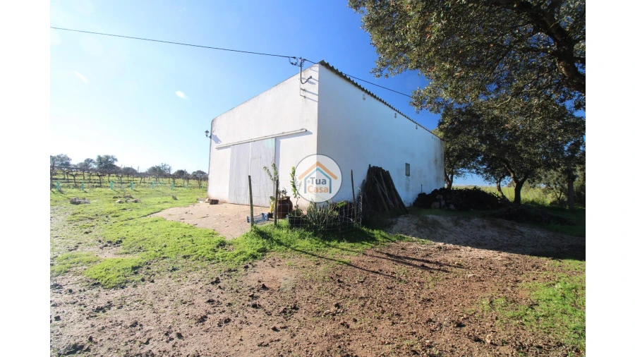 Terreno para Venda em São Lourenço de Mamporcão e São Bento de Ana Loura Foto 2