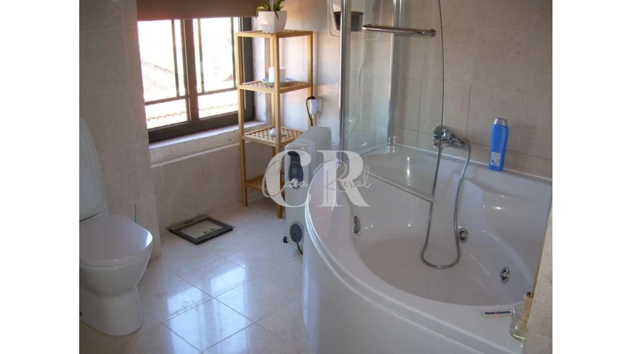 Moradia T5 para Venda em Olaia e Paço Foto 23