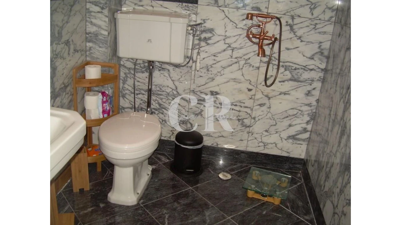 Moradia T5 para Venda em Olaia e Paço Foto 24