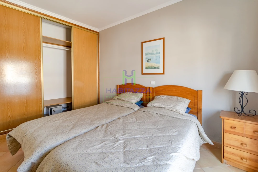 Apartamento T1 para Arrendamento em Luz Foto 18