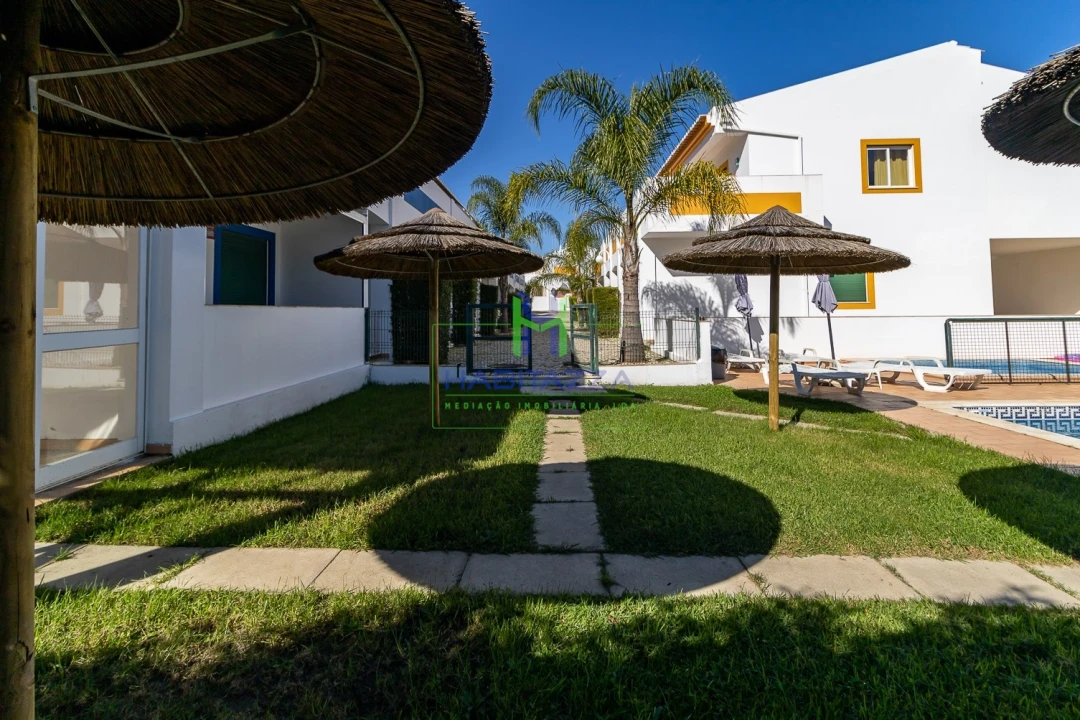 Apartamento T1 para Arrendamento em Luz Foto 23