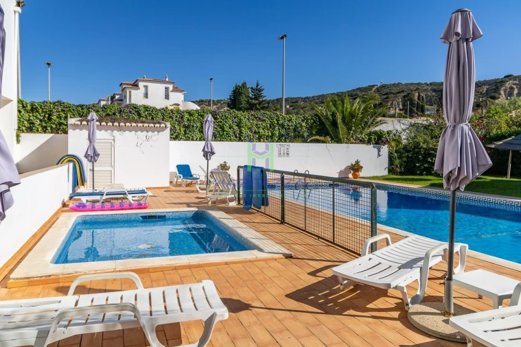 Apartamento T1 para Arrendamento em Luz Foto 26