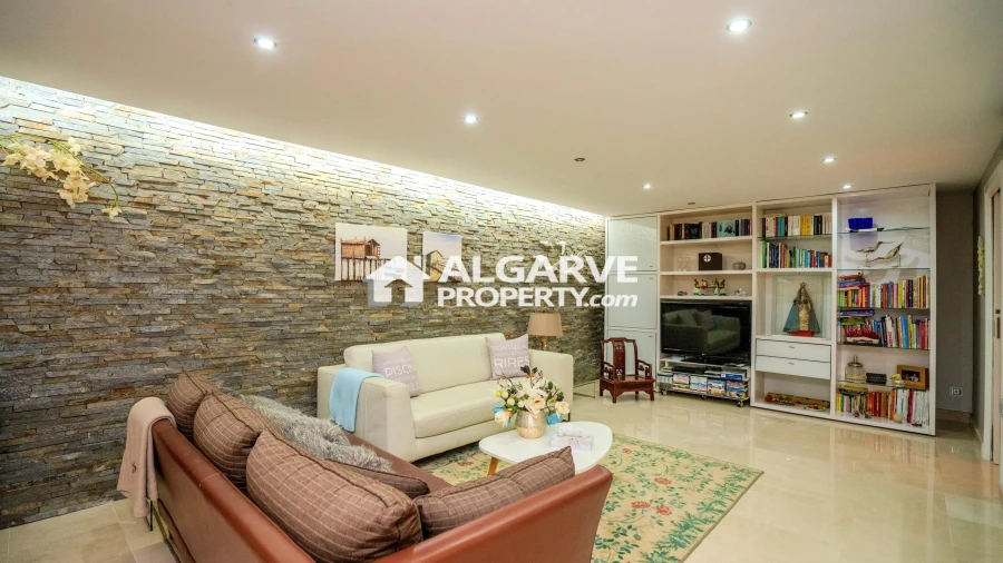 Moradia T9 para Venda em Conceição e Cabanas de Tavira Foto 49