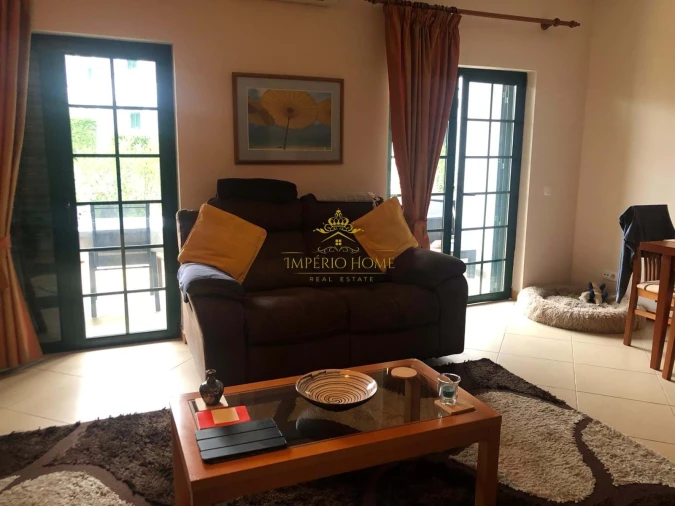 Moradia T3 para Venda em Ferreiras Foto 4