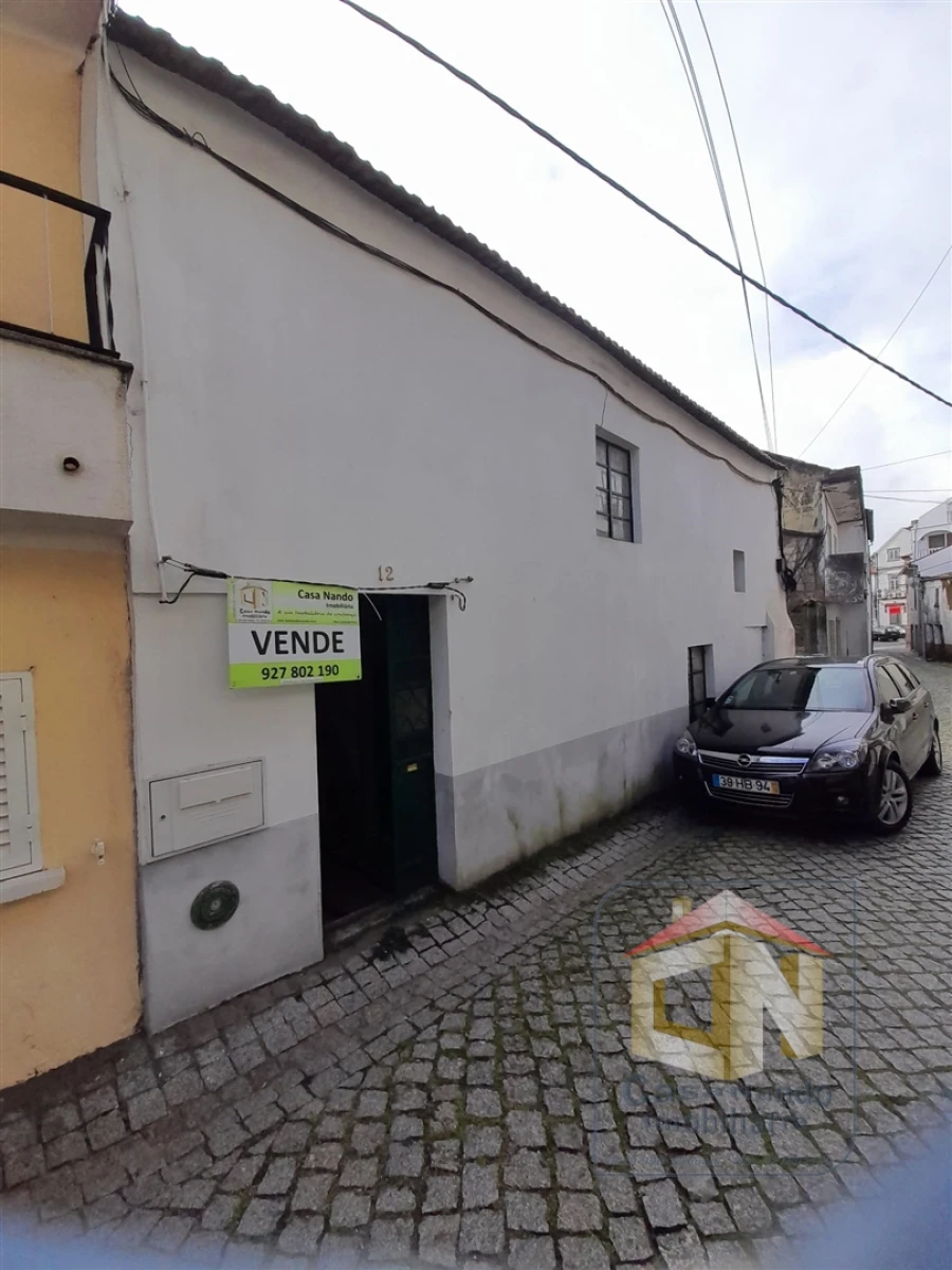Moradia T3 para Venda em Sabugal e Aldeia de Santo António Foto 3
