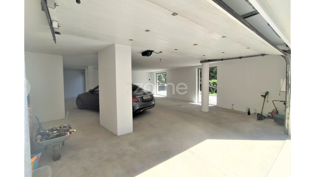 Moradia T4 para Venda em Teixeira e Teixeiró Foto 50