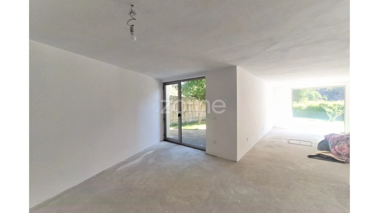 Moradia T4 para Venda em Teixeira e Teixeiró Foto 52