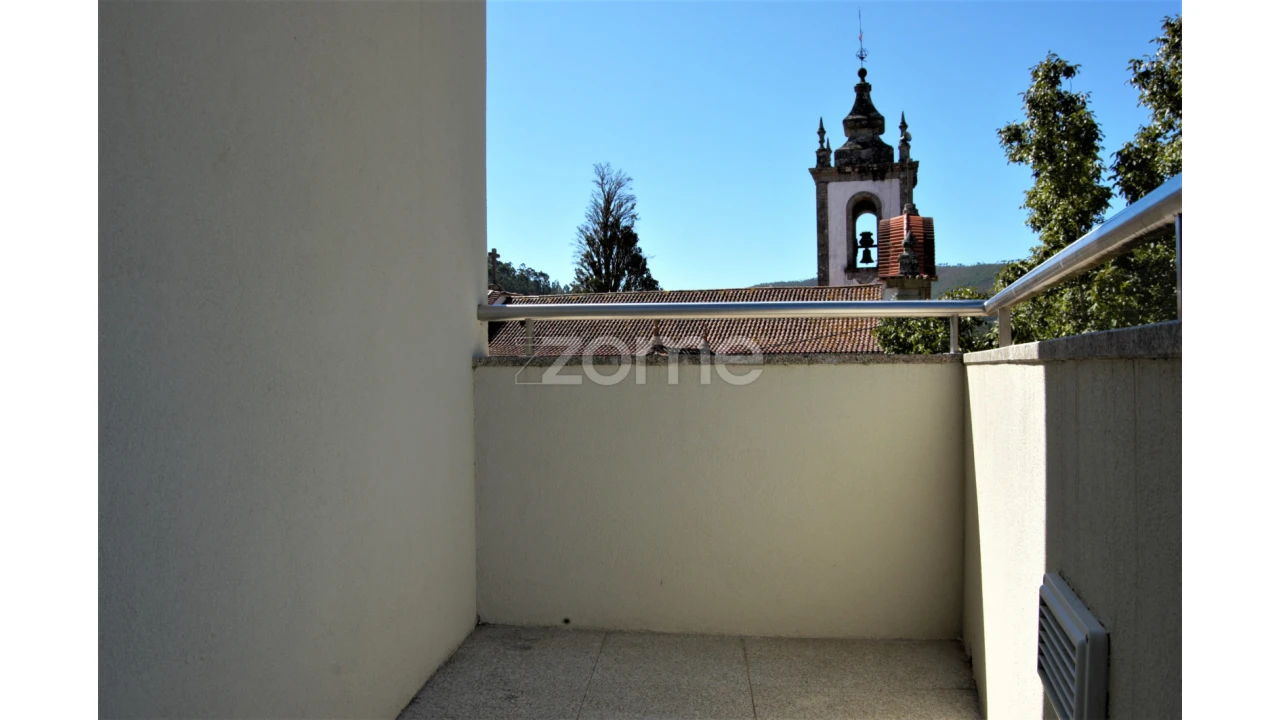 Moradia T4 para Venda em Teixeira e Teixeiró Foto 19