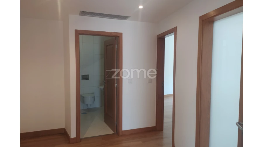 Moradia T4 para Venda em Teixeira e Teixeiró Foto 21