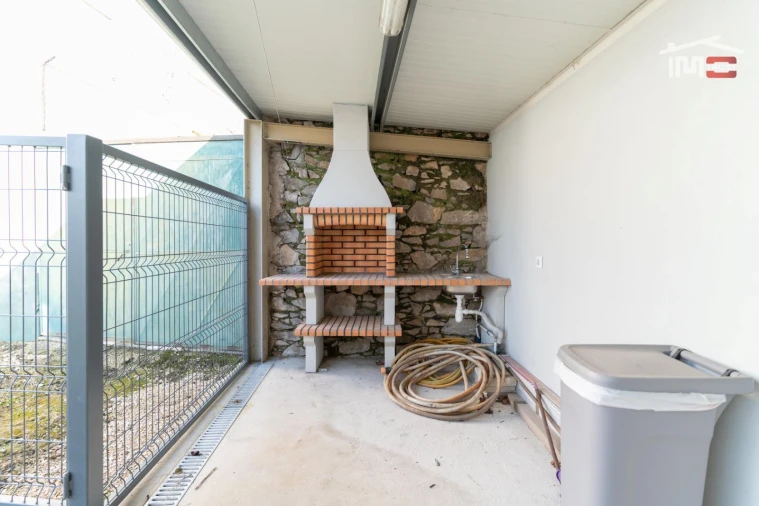 Moradia T2 para Venda em Reguengo do Fetal Foto 19