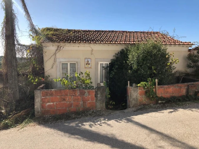 Moradia T5 para Venda em Alcanede Foto 1