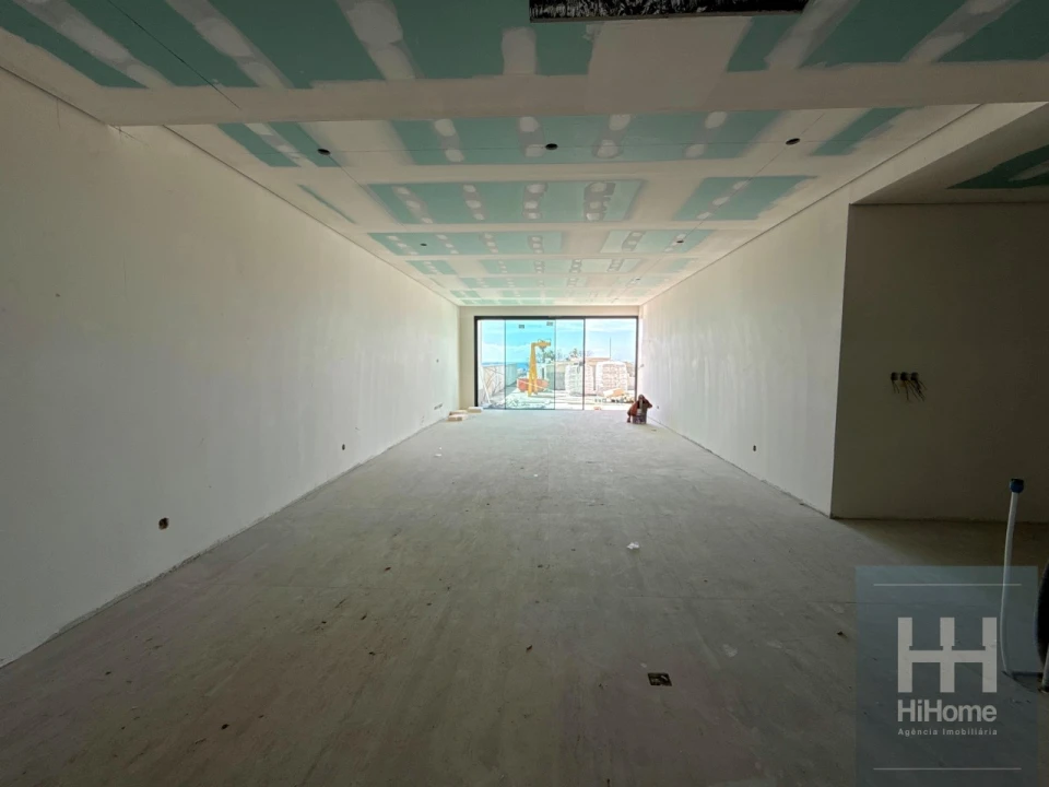 Apartamento T3 para Venda em Camara de Lobos Foto 4