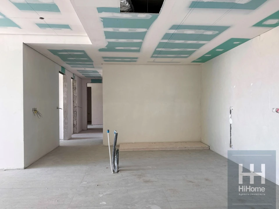 Apartamento T3 para Venda em Camara de Lobos Foto 7