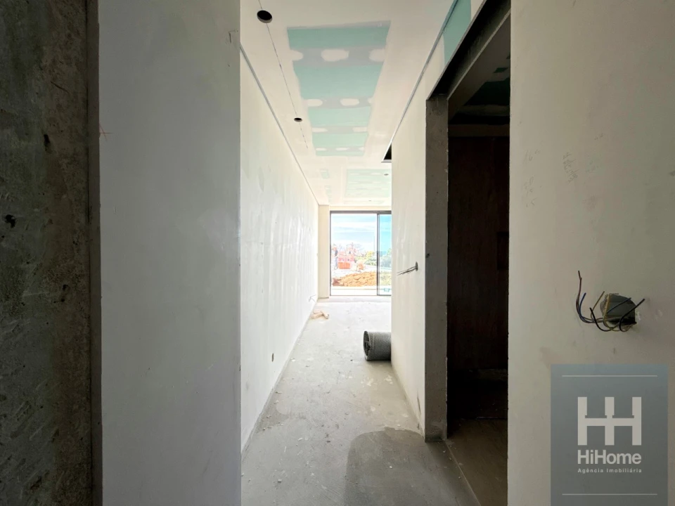 Apartamento T3 para Venda em Camara de Lobos Foto 11
